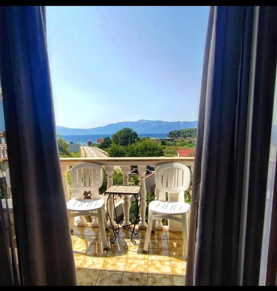 Manora Sucuraj 2 Bedroom Apartment 외부 사진